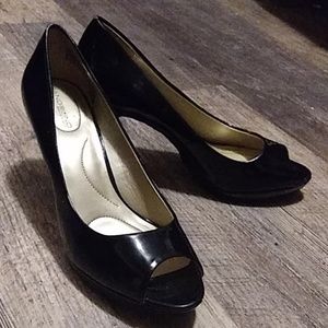 Bandolino B Flexible Pumps